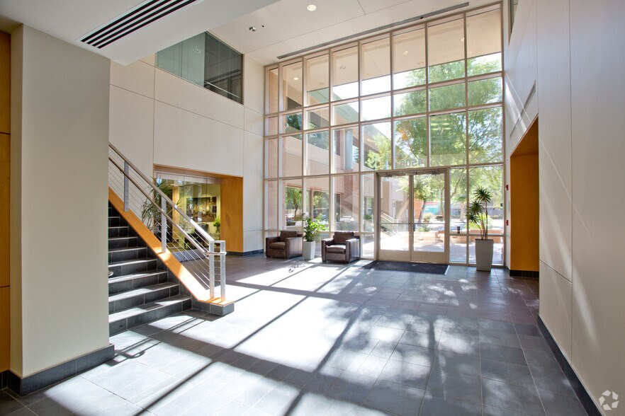 More Photos Of 4505 E Chandler Blvd, Phoenix Office For Lease