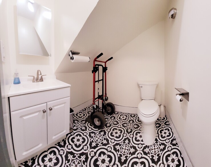 More Photos Of , New Paltz Unknown For Sale