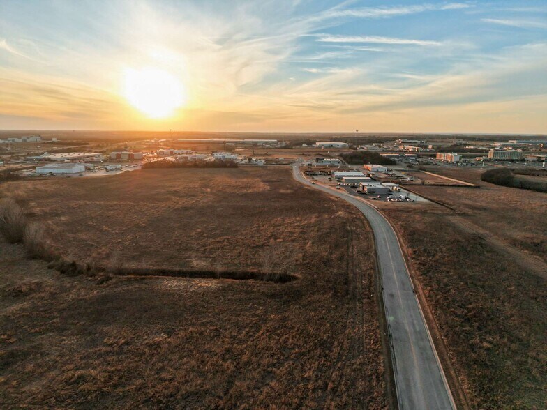 More Photos Of 1470 Merrick Dr, Ardmore Land For Sale