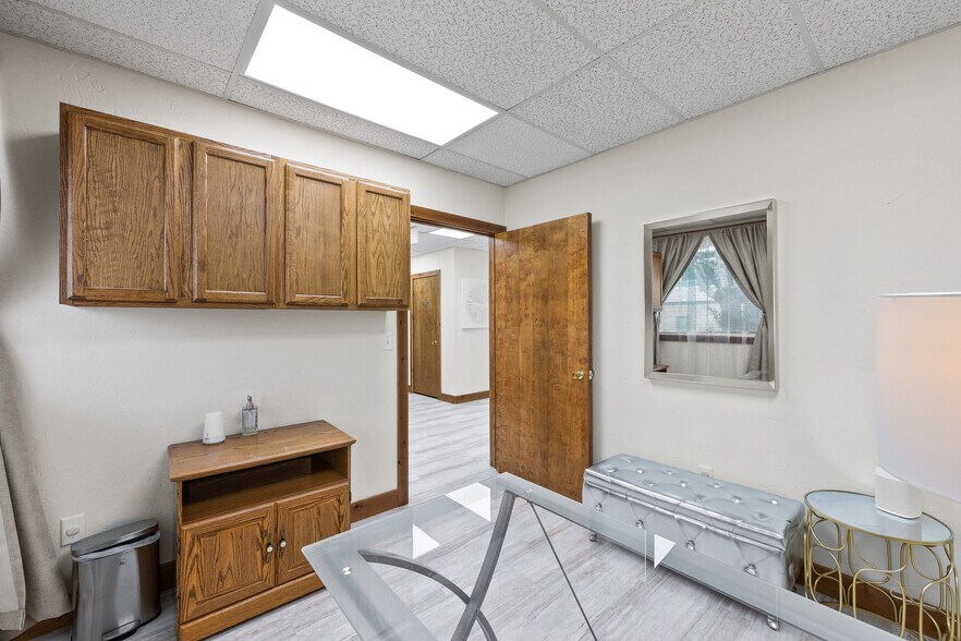 More Photos Of 1297 Burns Way, Kalispell Medical For Sale