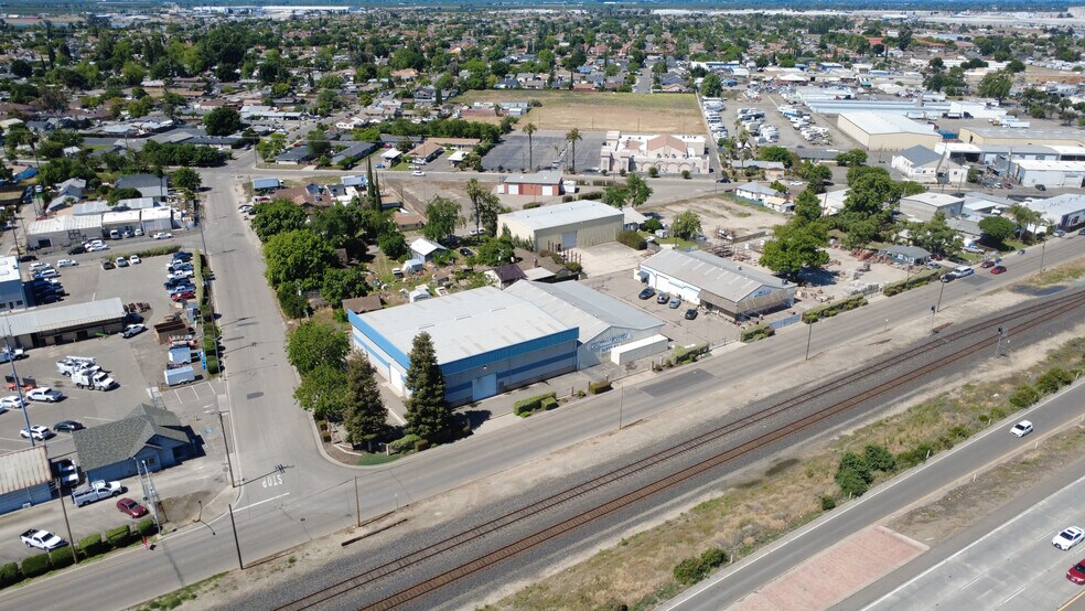 More Photos Of 2219 Hackett Rd, Ceres Warehouse For Sale
