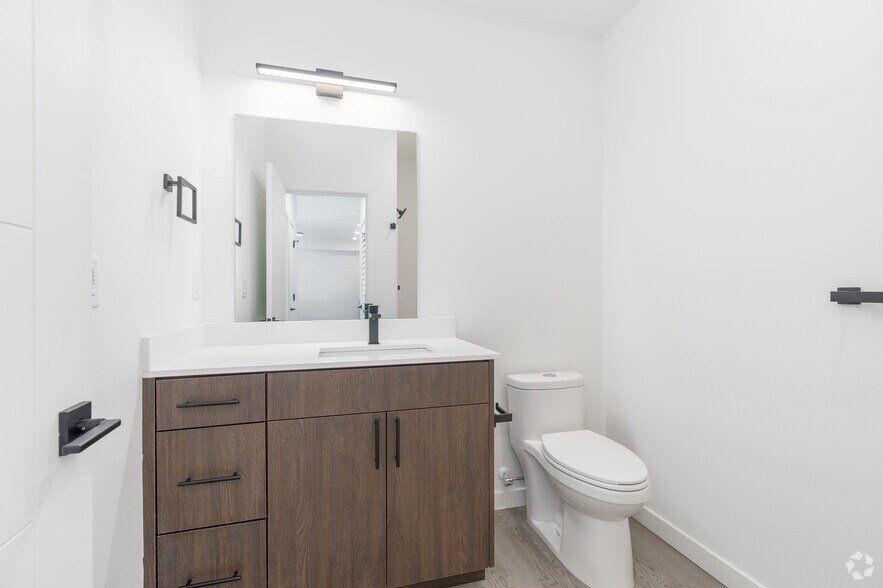 More Photos Of 3727-3755 S Hood Ave, Portland Apartments For Sale