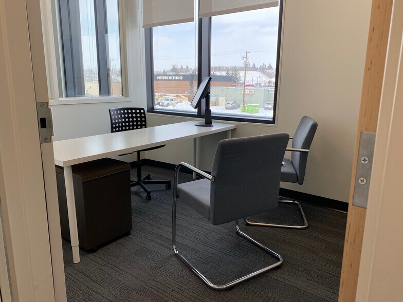 More Photos Of 23 Riverside Dr, Okotoks Schools For Lease