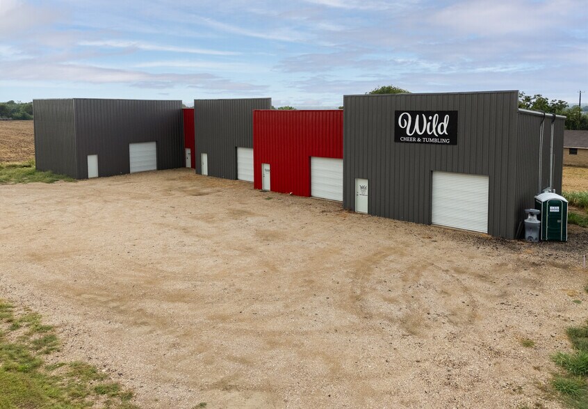 More Photos Of 6854 Old Lorena Rd, Lorena Coworking Space