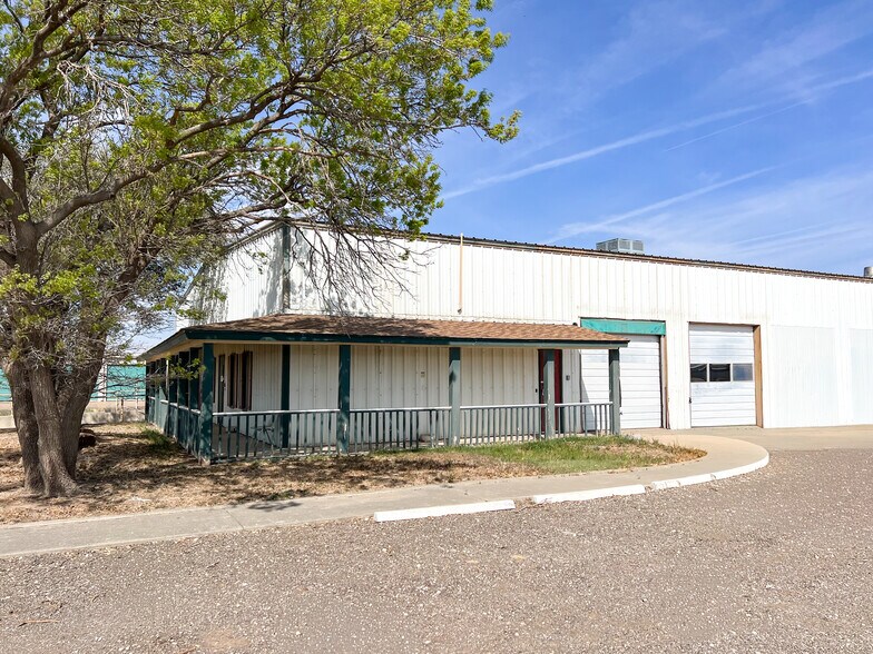 More Photos Of 3965 US Highway 60, Hereford Industrial For Sale