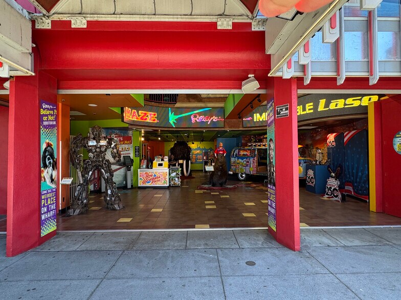 More Photos Of 175 Jefferson St, San Francisco General Retail For Lease