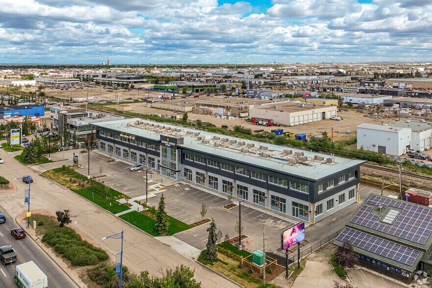 More Photos Of 4805 Gateway Blvd NW, Edmonton Storefront Retail Office For Lease