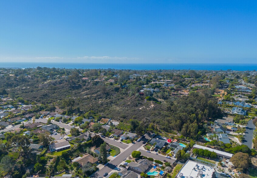 More Photos Of 0 Crest Dr, Encinitas Land For Sale