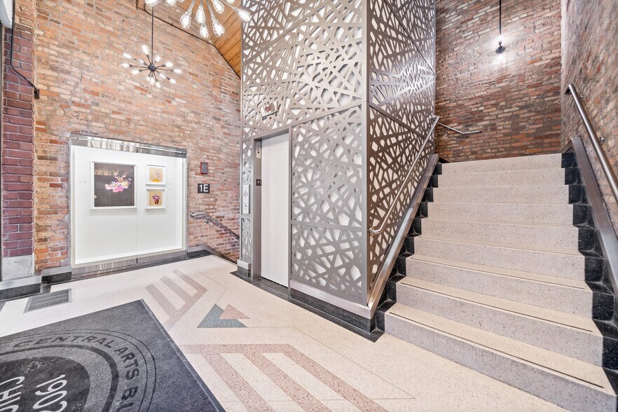 More Photos Of 730 N Franklin St, Chicago Loft Creative Space For Lease