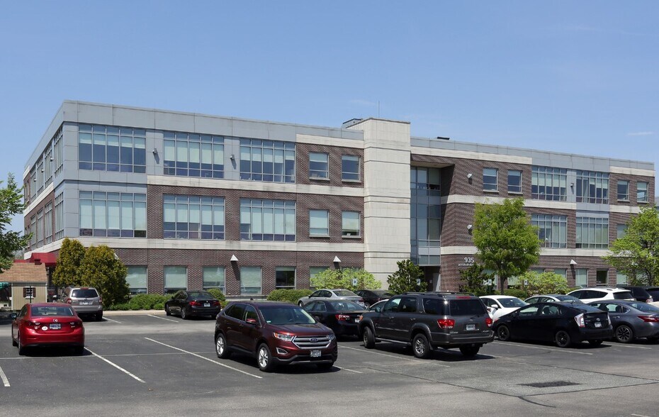 More Photos Of 935 Jefferson Blvd, Warwick Office For Sale