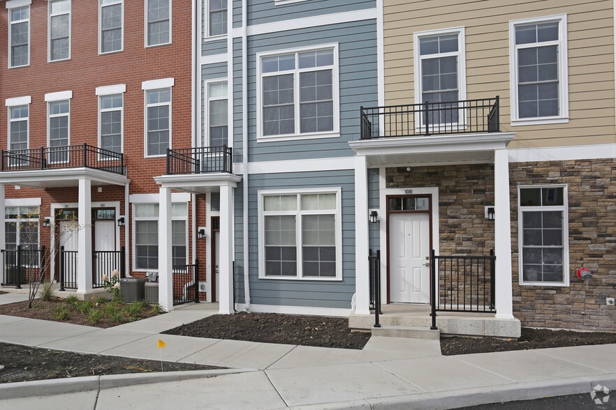 More Photos Of 164 Chalmers Ave, Buffalo Apartments For Sale