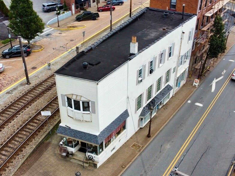 More Photos Of 1001-1005 Castle Shannon Blvd, Pittsburgh Storefront Retail Office For Lease