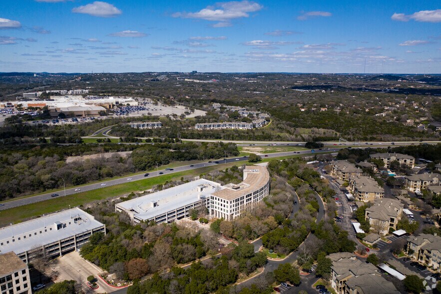 More Photos Of 2600 Via Fortuna, Austin Unknown For Lease