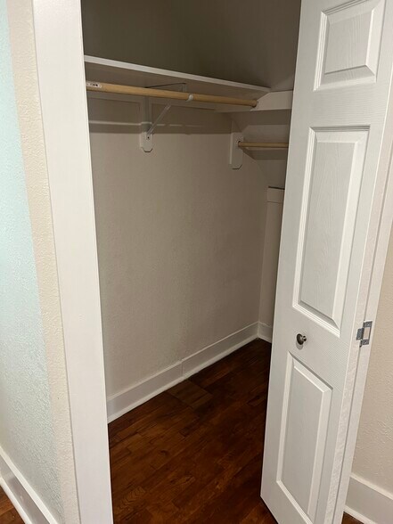 More Photos Of 912 Indiana St, Lawrence Apartments For Sale