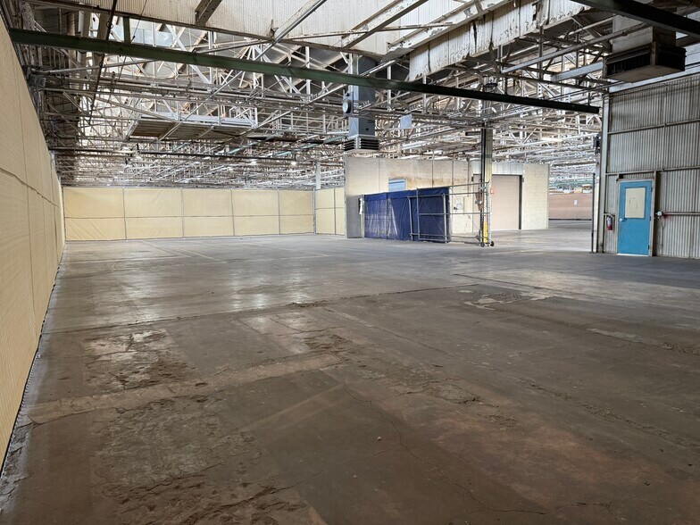 More Photos Of 1300 S Litchfield Rd, Goodyear Unknown For Lease