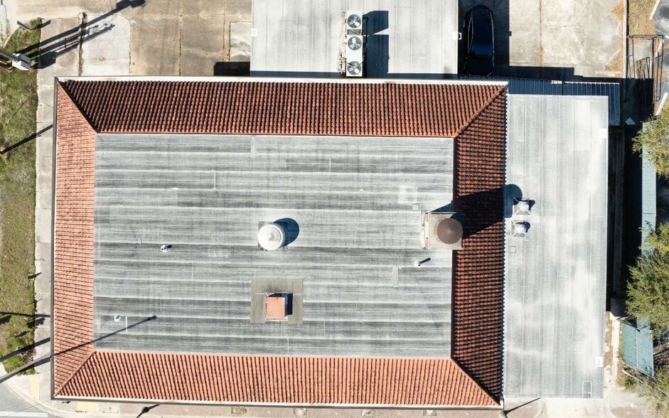 More Photos Of 400 S Ohio Ave, Live Oak Post Office For Sale