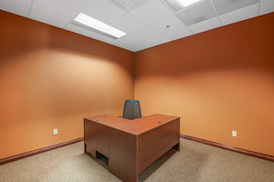 More Photos Of 111 N Broadway St, Green Bay Office Residential For Sale