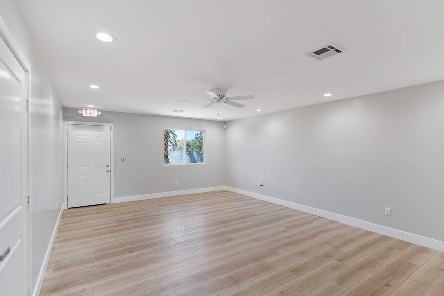 More Photos Of 6470 W Desert Inn Rd, Las Vegas Coworking Space