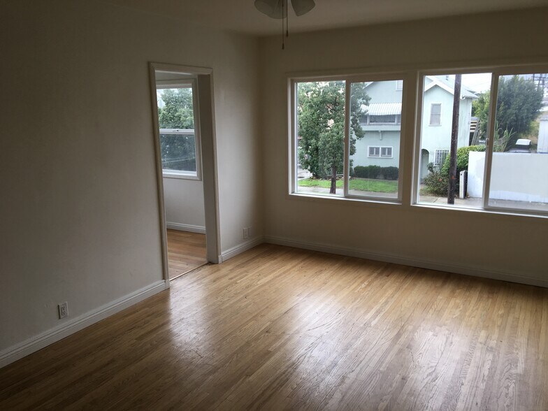 More Photos Of 1906-1912 Cimarron St, Los Angeles Apartments For Lease