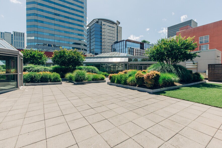 More Photos Of 135 SW Taylor St, Portland Office For Lease