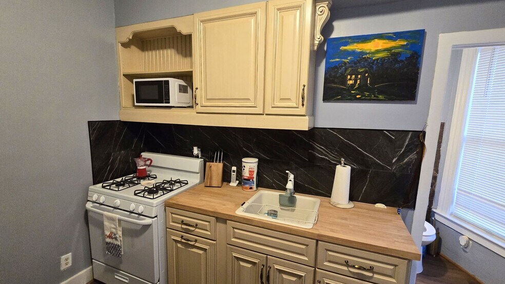 More Photos Of 132 Main St, Binghamton Apartments For Sale