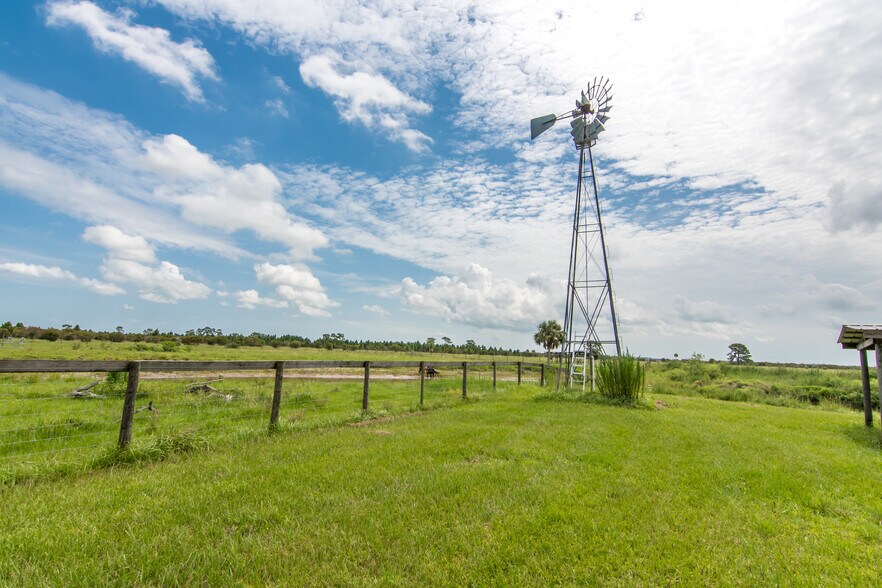 More Photos Of 6935 NE 48th St, Okeechobee Land For Sale