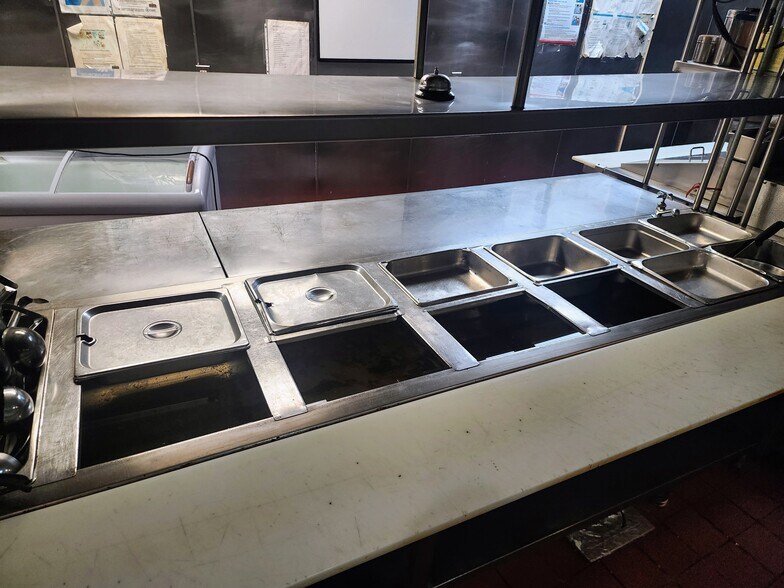 More Photos Of 8451 Ocean Gtwy, Easton Restaurant For Sale