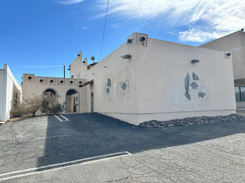 More Photos Of 57374 29 Palms Hwy, Yucca Valley Medical For Sale