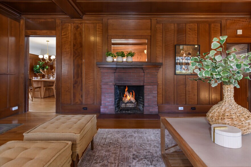 More Photos Of 8 Keller St, Petaluma Office Residential For Sale