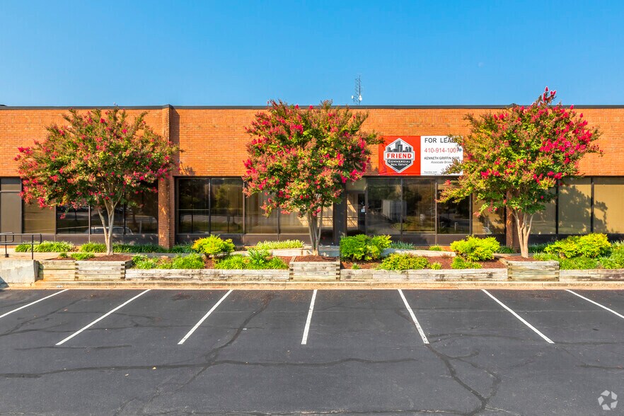 More Photos Of 4400 Forbes Blvd, Lanham Light Distribution For Lease