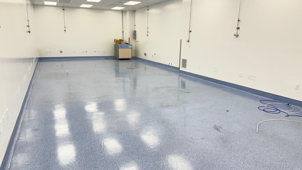 More Photos Of 708-720 S Palm Ave, Alhambra Manufacturing For Lease