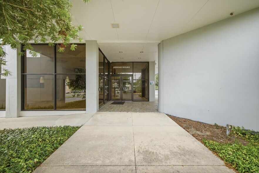 More Photos Of 433 SW 10th St, Ocala Medical For Sale