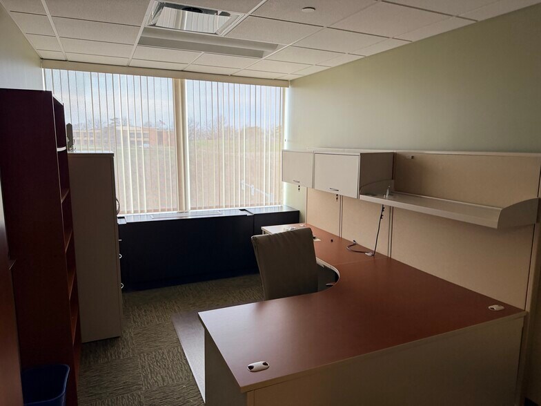 More Photos Of 110 John Scott Hwy, Steubenville Medical For Lease