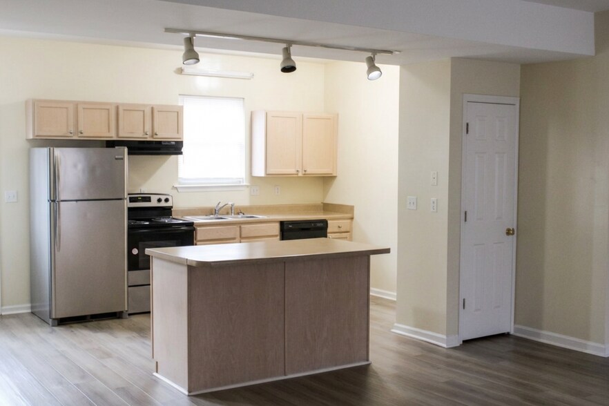 More Photos Of 516 19th Ave N, Nashville Apartments For Sale