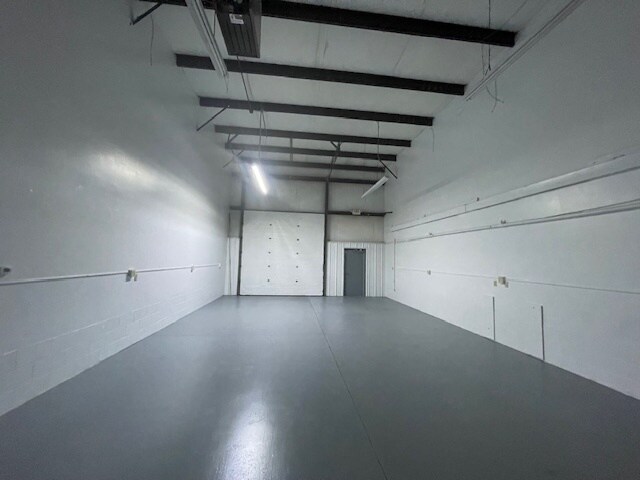 More Photos Of 7801-7813 Affinity Dr, Cincinnati Research And Development For Lease