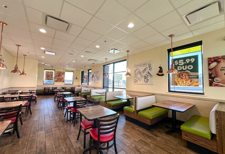 More Photos Of 5120 E Arrowhead Pky, Sioux Falls Fast Food For Sale