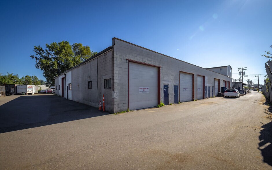 Primary Photo Of 11951 Mitchell Rd, Richmond Warehouse For Sale