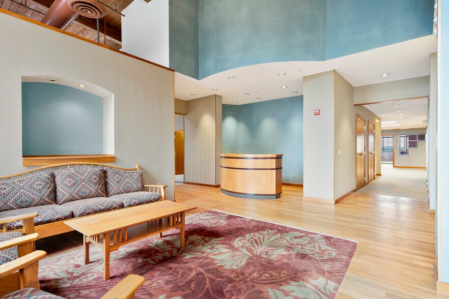 More Photos Of 40 Beaver St, Albany Office For Lease