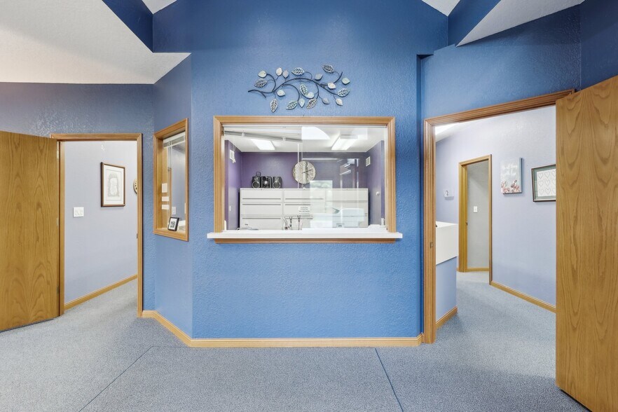 More Photos Of 819 Southwestern Run, Youngstown Medical For Sale