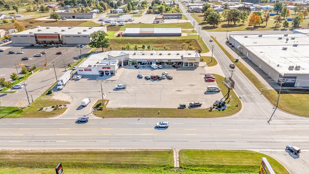 More Photos Of 8826 34 Rd, Cadillac Storefront For Sale