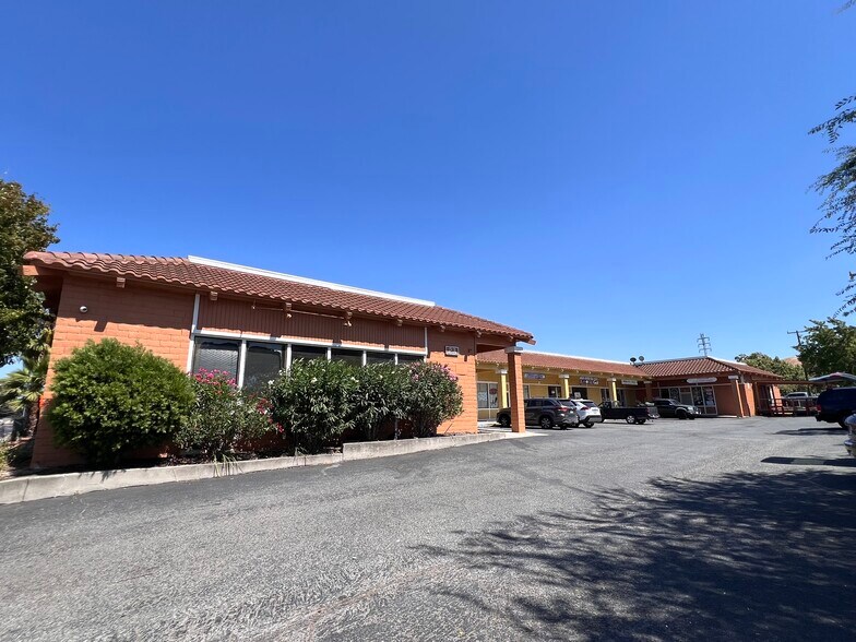 Primary Photo Of 53 Manor Dr, Bay Point General Retail For Sale