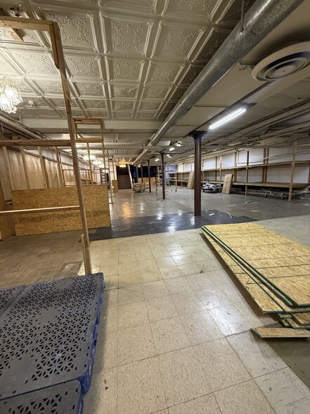 More Photos Of 5728 Broadway Ave, Cleveland Storefront For Sale