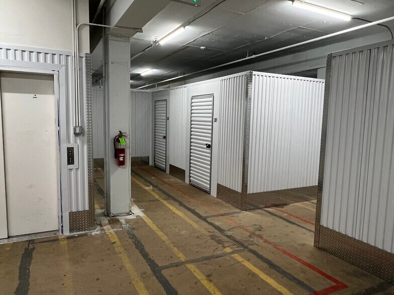 More Photos Of 517 S Wenatchee Ave, Wenatchee Self Storage For Sale