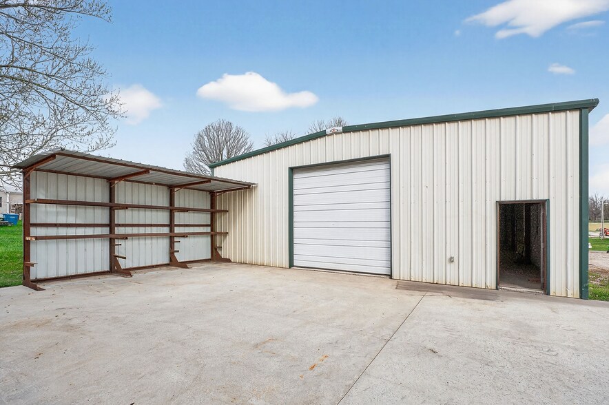 More Photos Of 350 5th S ave, Baxter Industrial For Lease