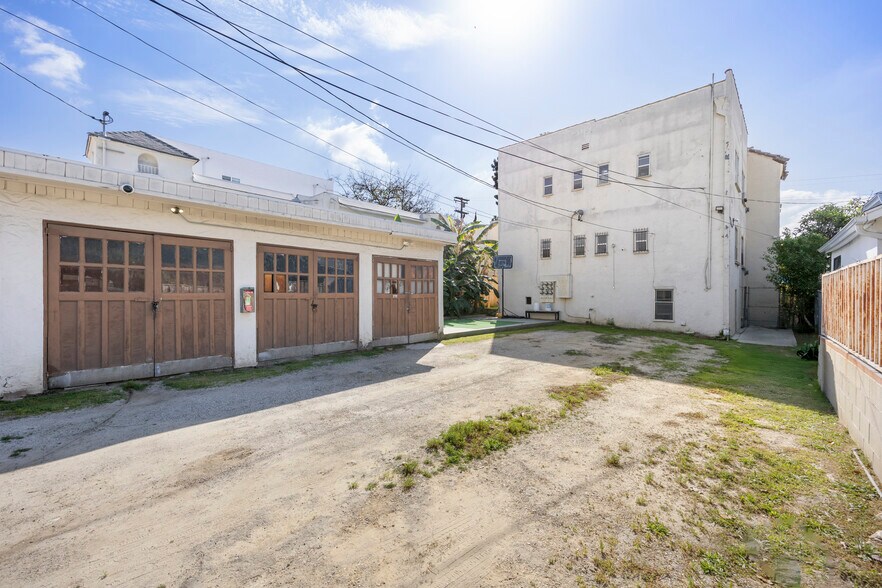 More Photos Of 2335 Miramar St, Los Angeles Apartments For Sale