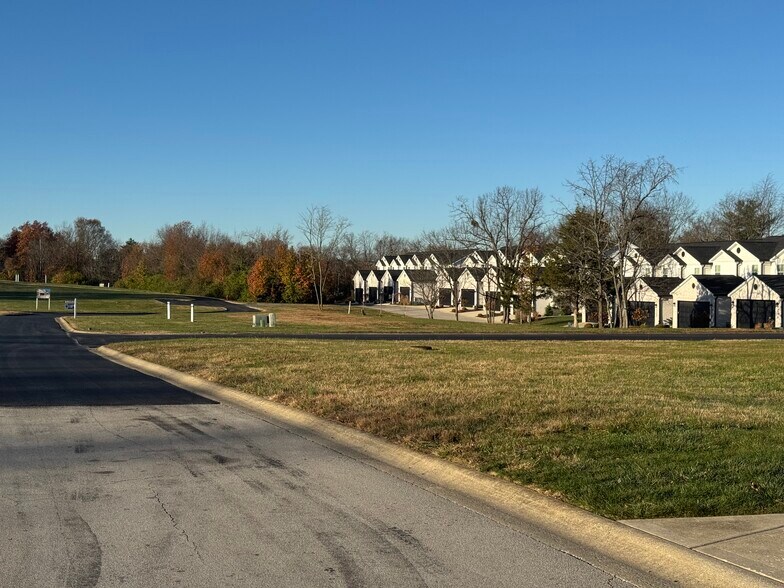 More Photos Of Sugartree Ln, Versailles Land For Sale