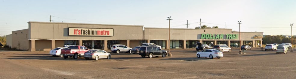 Primary Photo Of 910-944 S State St, Clarksdale Unknown For Lease