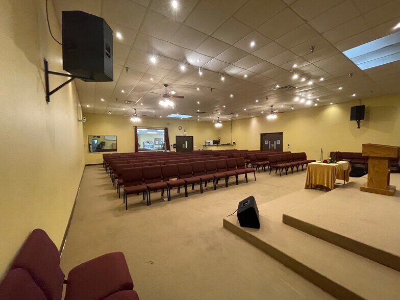 More Photos Of 8768 Helms Ave, Rancho Cucamonga Light Manufacturing For Lease