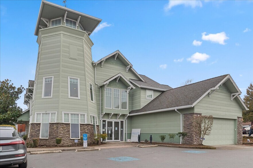 Primary Photo Of 350 Miller St SE, Salem Office For Sale