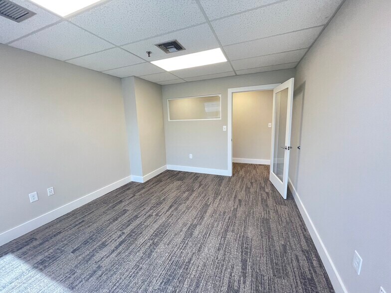 More Photos Of 633 S Andrews Ave, Fort Lauderdale Office For Lease